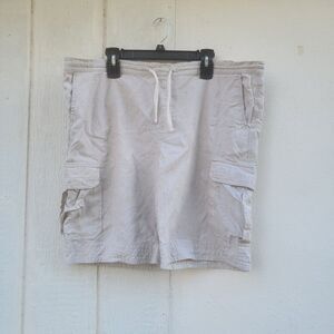 Mens Island importer linen cargo shorts khaki size XL coastal beachy resort wear